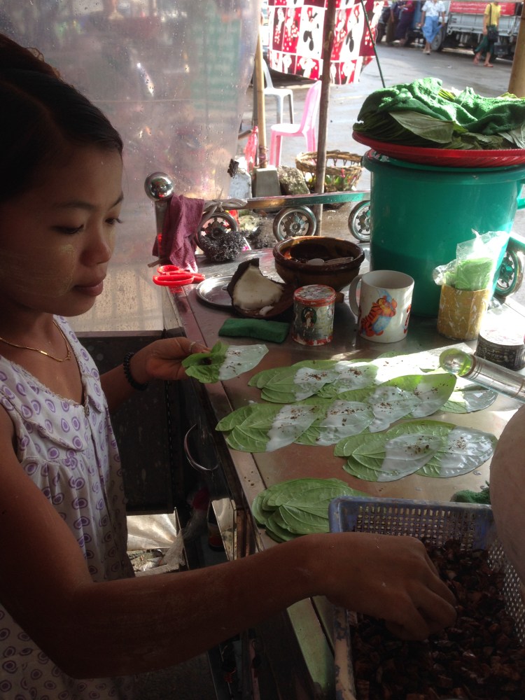 Girl making Beetlenut